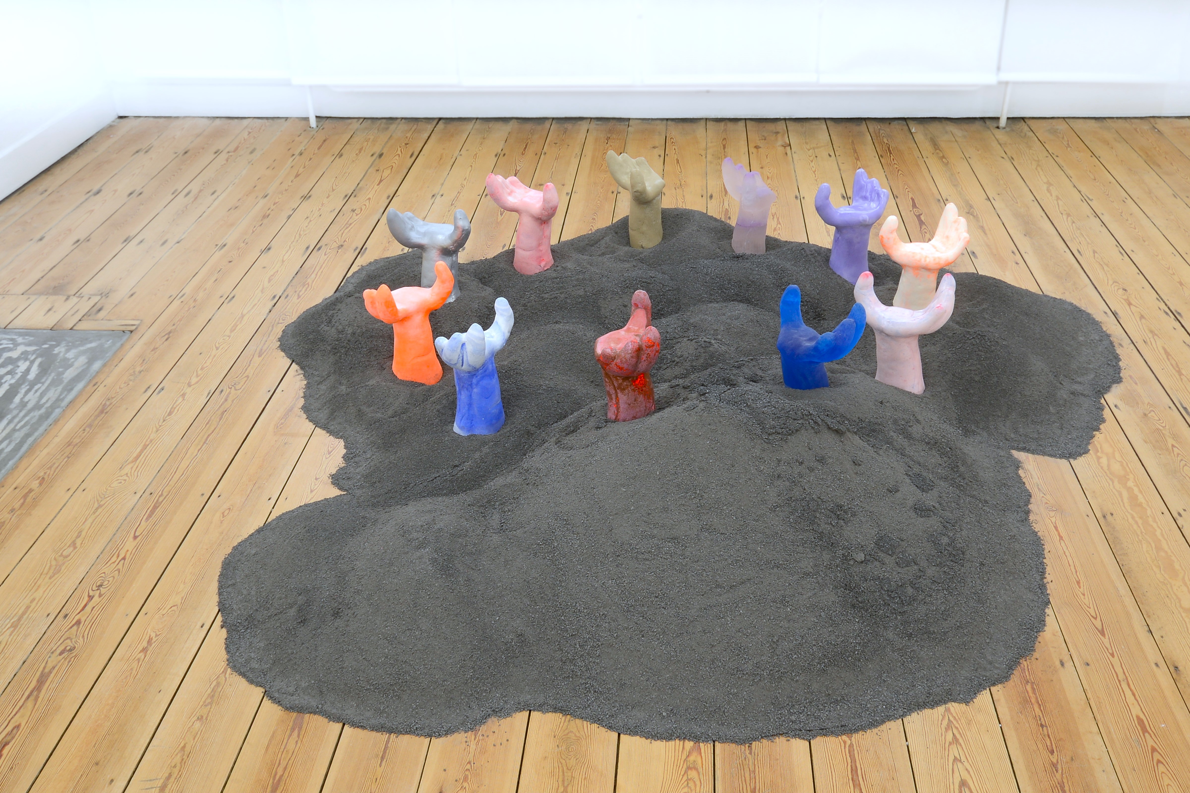 Alice Janne Motion Collision binding energy